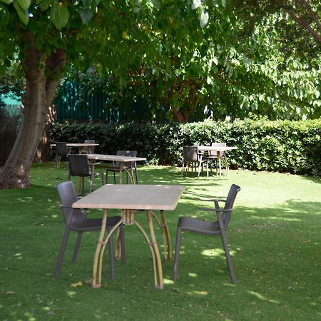 Hostal Blayet Валенсия Екстериор снимка